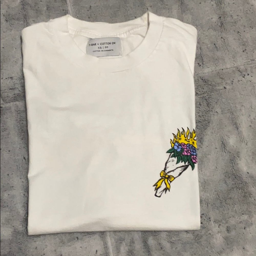 Cotton on x TBAR Flower Shop shirt // S //